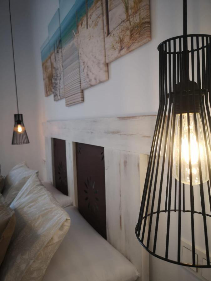 Apartamento Suite Arco De La Villa,Solo Familia Y Parejas,Parking Gratuito Conil De La Frontera Dış mekan fotoğraf