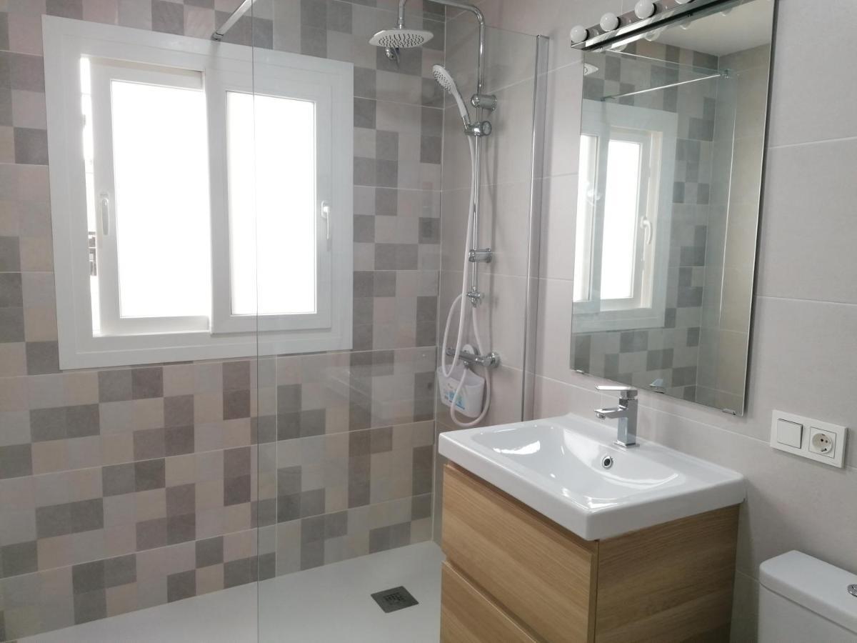 Apartamento Suite Arco De La Villa,Solo Familia Y Parejas,Parking Gratuito Conil De La Frontera Dış mekan fotoğraf