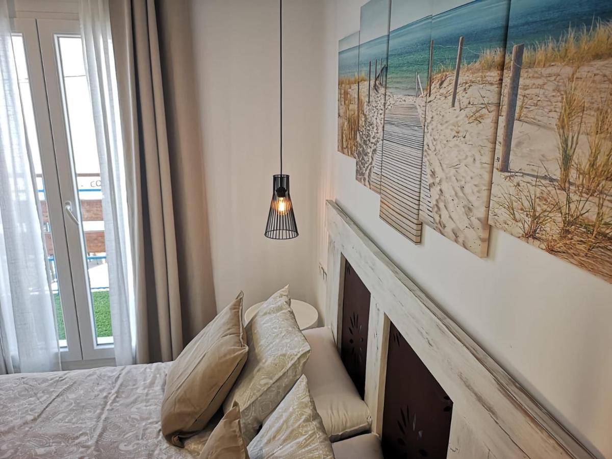 Apartamento Suite Arco De La Villa,Solo Familia Y Parejas,Parking Gratuito Conil De La Frontera Dış mekan fotoğraf